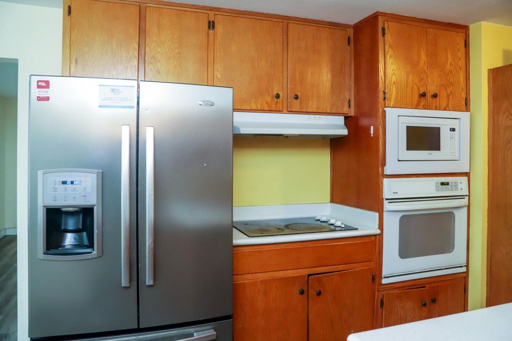 Image 9 of property listing at 4295 N Archie Avenue, Fresno, CA 93726