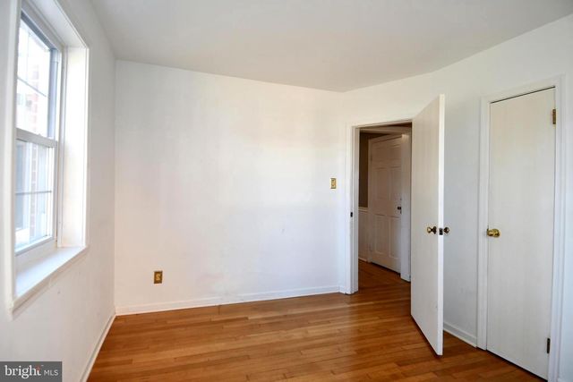 7907 OAKDALE AVE, Baltimore, MD 21234