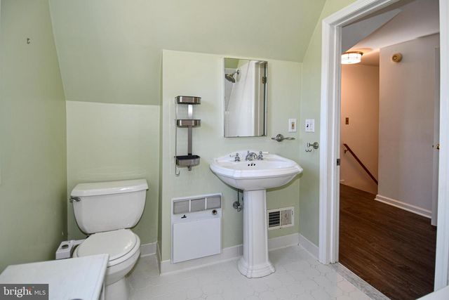 7907 OAKDALE AVE, Baltimore, MD 21234