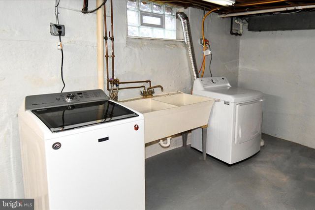 7907 OAKDALE AVE, Baltimore, MD 21234