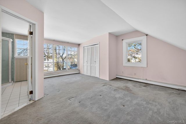 2 Kirkup Street, Bay Shore, NY 11706