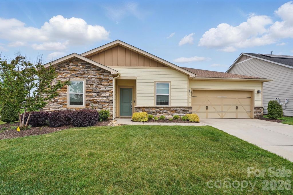 5247 Looking Glass Trail, Denver, NC 28037