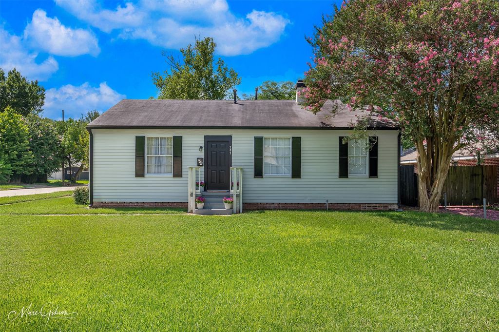 201 Carrollton Avenue, Shreveport, LA 71105