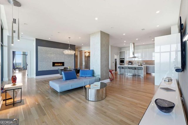 750 Park Avenue NE 37E, Atlanta, GA 30326
