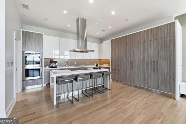 750 Park Avenue NE 37E, Atlanta, GA 30326