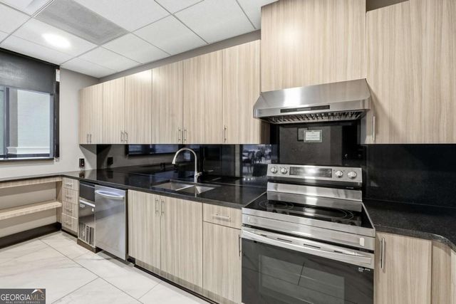 750 Park Avenue NE 37E, Atlanta, GA 30326