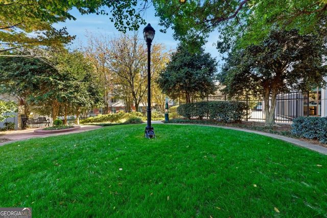 750 Park Avenue NE 37E, Atlanta, GA 30326