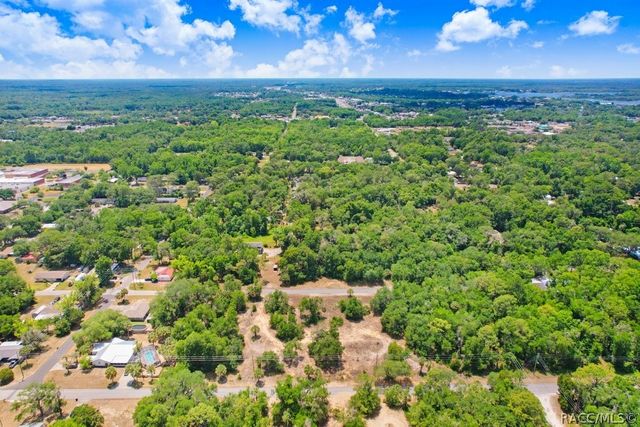 610 NE 13th Terrace, Crystal River, FL 34428