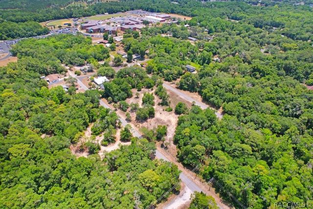 610 NE 13th Terrace, Crystal River, FL 34428