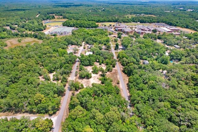 610 NE 13th Terrace, Crystal River, FL 34428