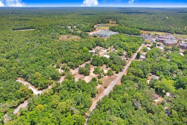 610 NE 13th Terrace, Crystal River, FL 34428