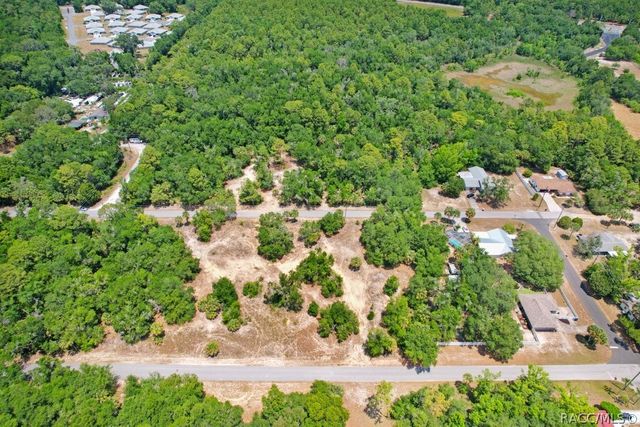 610 NE 13th Terrace, Crystal River, FL 34428