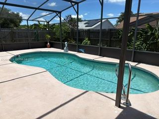 263 Cranbrook Dr, Kissimmee, FL 34758