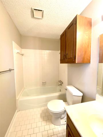 3742 Crossroads Drive, Abilene, TX 79605