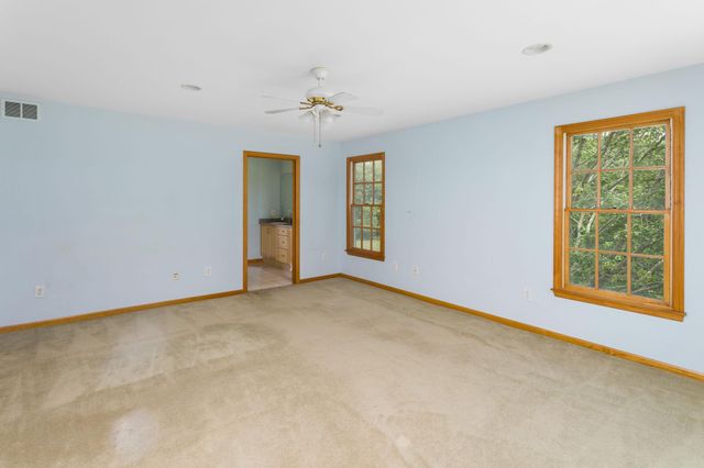 241 WINDSOR RD, Robbinsville, NJ 08691