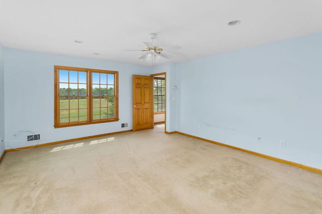 241 WINDSOR RD, Robbinsville, NJ 08691