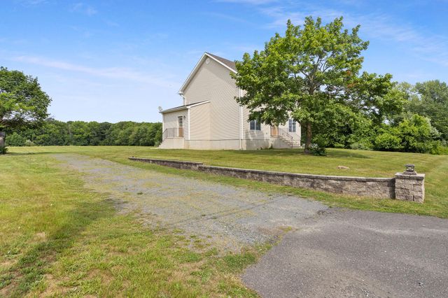 241 WINDSOR RD, Robbinsville, NJ 08691