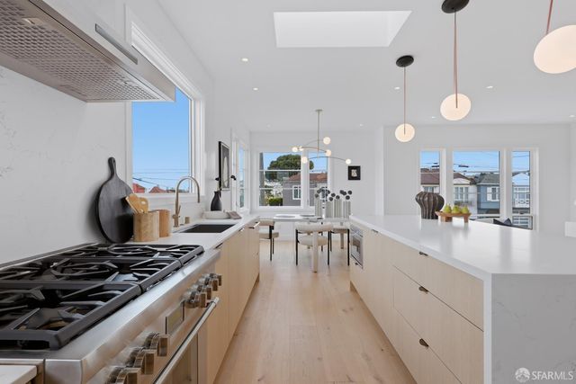 2501 Moraga Street, San Francisco, CA 94122