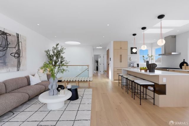 2501 Moraga Street, San Francisco, CA 94122