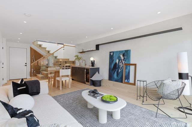 2501 Moraga Street, San Francisco, CA 94122