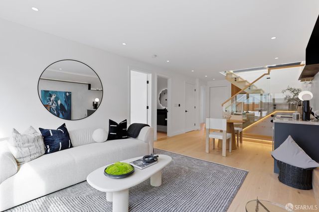 2501 Moraga Street, San Francisco, CA 94122