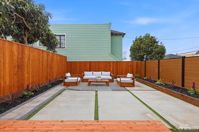 2501 Moraga Street, San Francisco, CA 94122