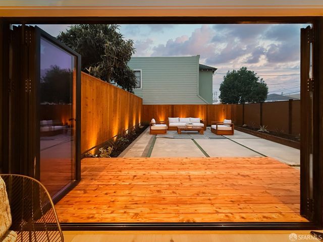 2501 Moraga Street, San Francisco, CA 94122