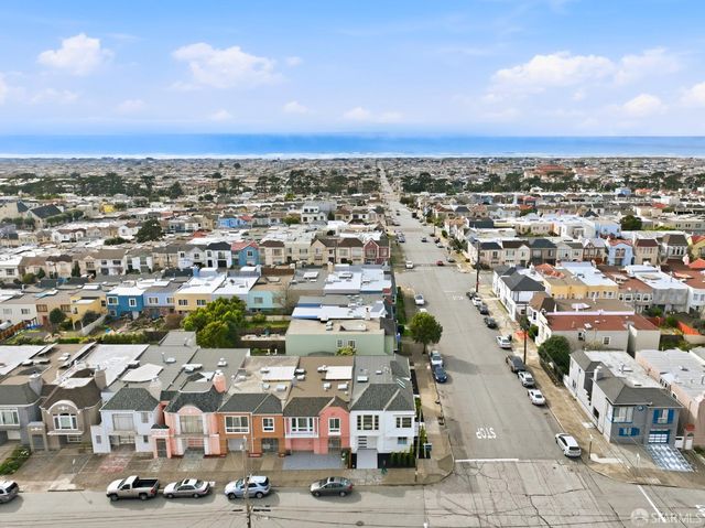 2501 Moraga Street, San Francisco, CA 94122