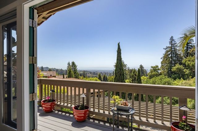 260 Alvarado Rd, Berkeley, CA 94705