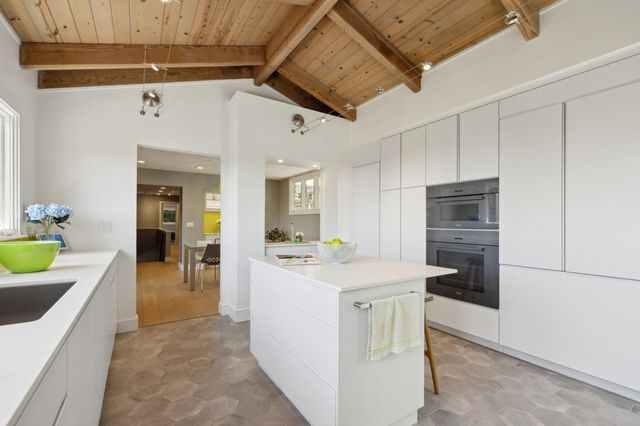 260 Alvarado Rd, Berkeley, CA 94705