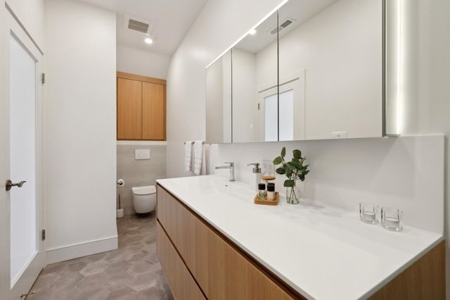 260 Alvarado Rd, Berkeley, CA 94705