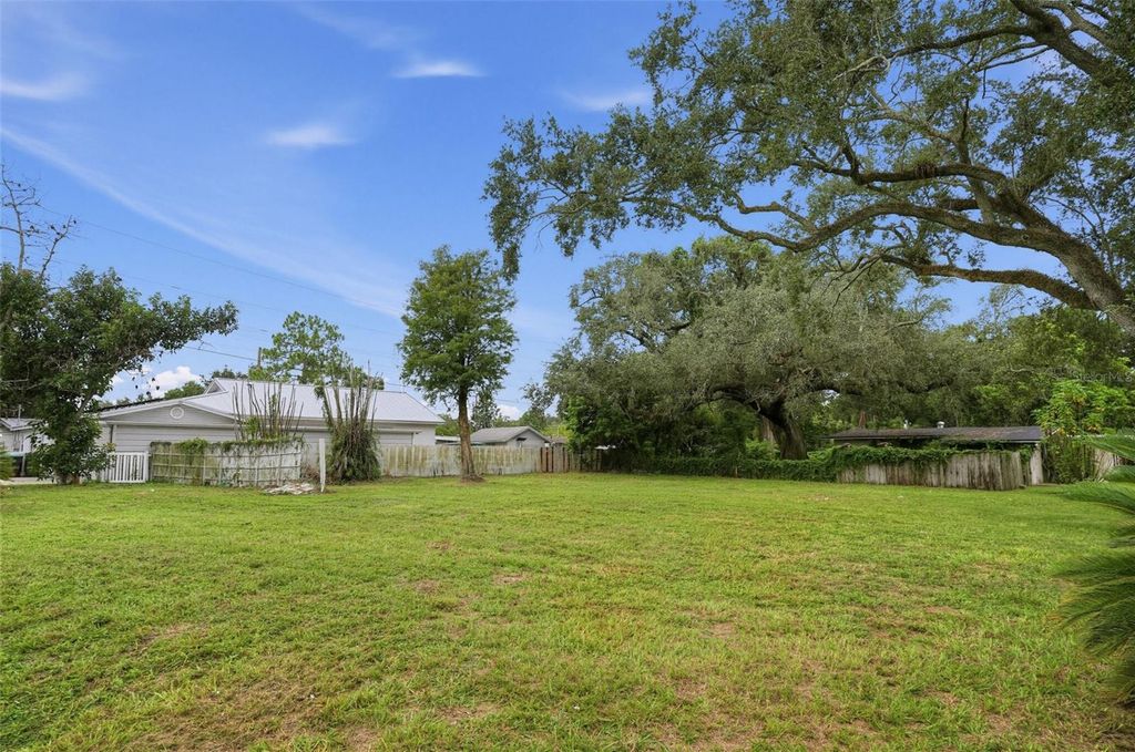 Image 18 of property listing at 3036 CONDEL DRIVE, Orlando, FL 32812