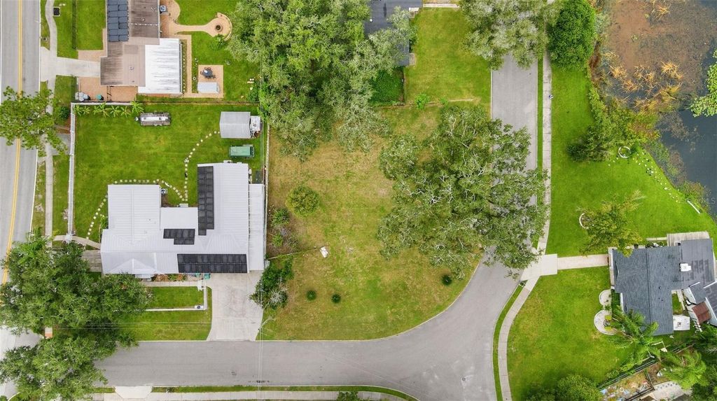 Image 7 of property listing at 3036 CONDEL DRIVE, Orlando, FL 32812