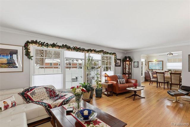 3873 Top View Court, Bloomfield Village, MI 48304