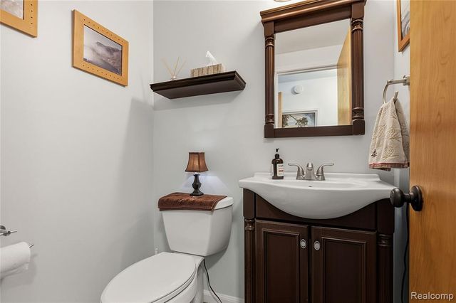 3873 Top View Court, Bloomfield Village, MI 48304