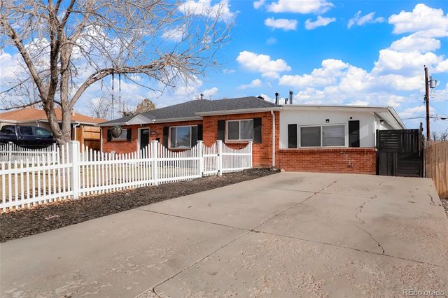 9330 Lilly Court, Thornton, CO 80229