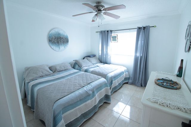 5300 WASHINGTON Street P236, Hollywood, FL 33021
