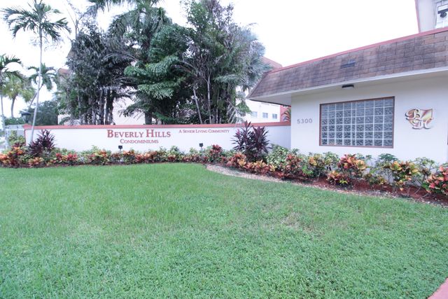 5300 WASHINGTON Street P236, Hollywood, FL 33021