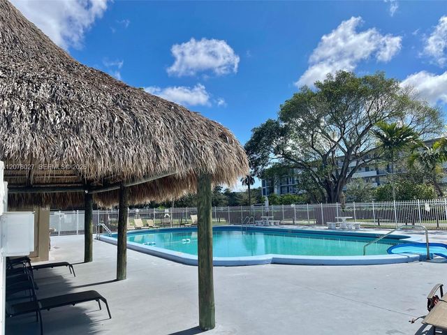 4700 Washington Street 507, Hollywood, FL 33021