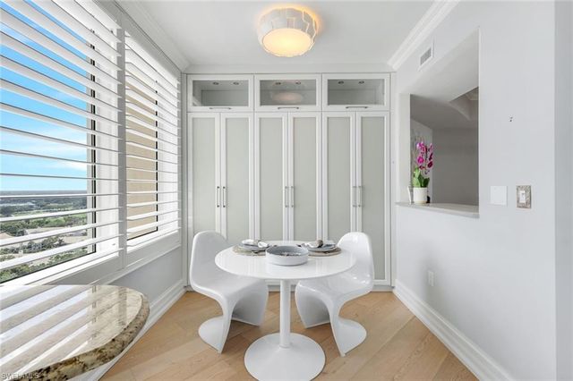 7117 Pelican Bay BLVD # 1607, Naples, FL 34108