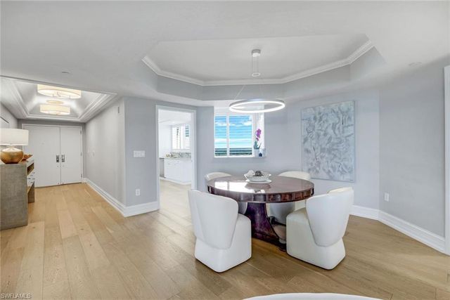 7117 Pelican Bay BLVD # 1607, Naples, FL 34108