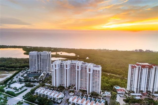 7117 Pelican Bay BLVD # 1607, Naples, FL 34108
