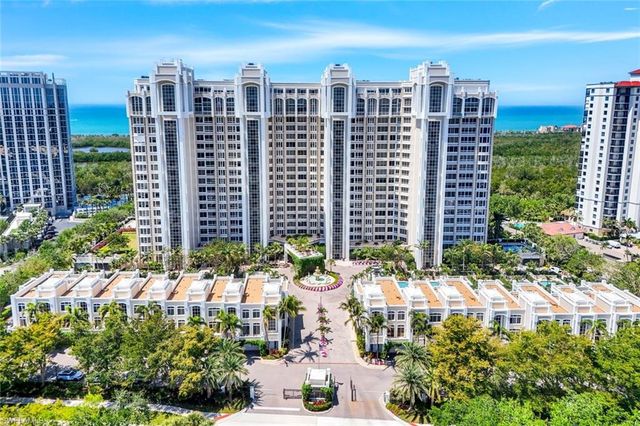 7117 Pelican Bay BLVD # 1607, Naples, FL 34108