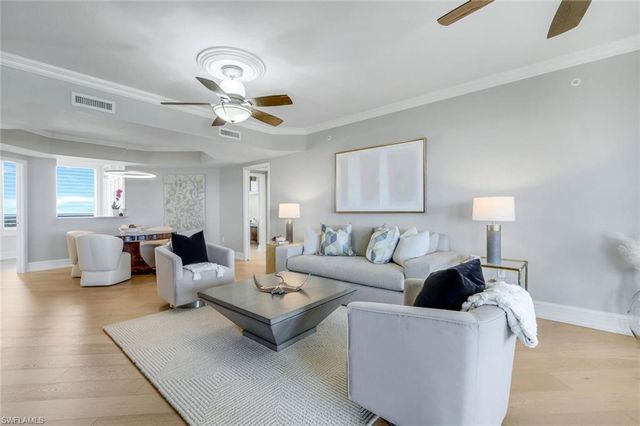 7117 Pelican Bay BLVD # 1607, Naples, FL 34108