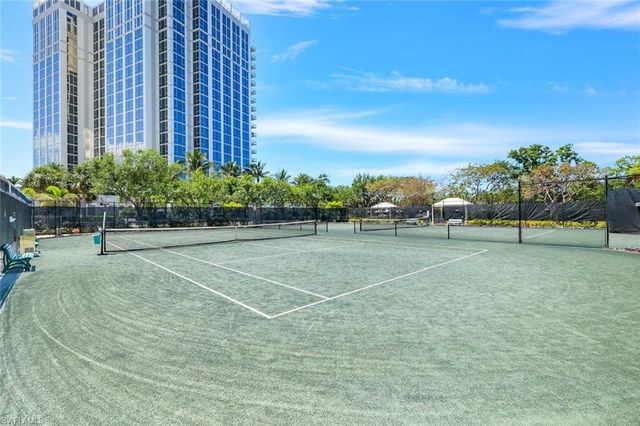 7117 Pelican Bay BLVD # 1607, Naples, FL 34108