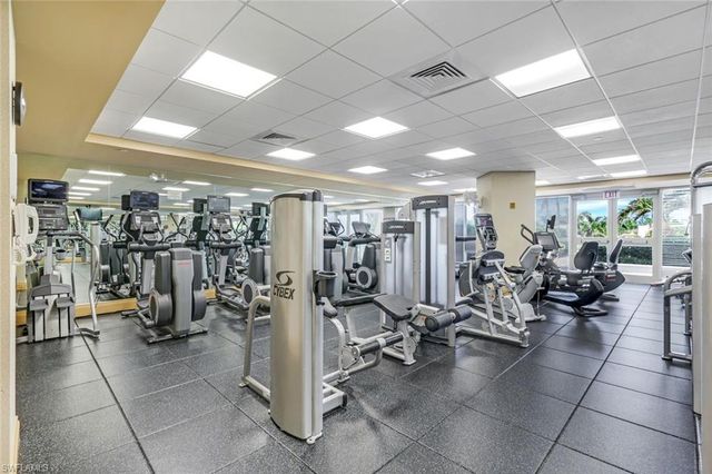 7117 Pelican Bay BLVD # 1607, Naples, FL 34108