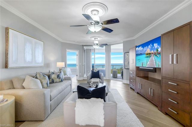 7117 Pelican Bay BLVD # 1607, Naples, FL 34108