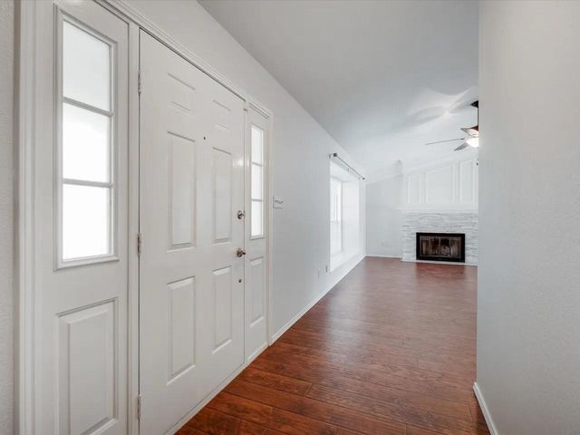 521 Chasewood Drive, Grapevine, TX 76051