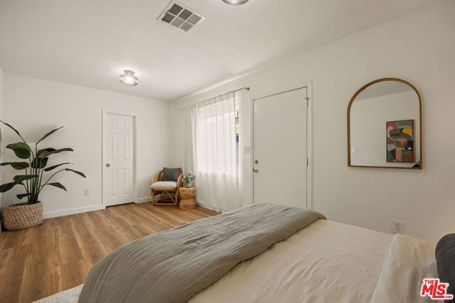 13126 Terra Bella Street, Pacoima (los Angeles), CA 91331