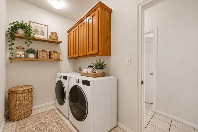 1211 Quail Ridge DR, Dripping Springs, TX 78620
